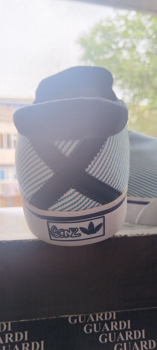 Adidas слипоны . лимитированные