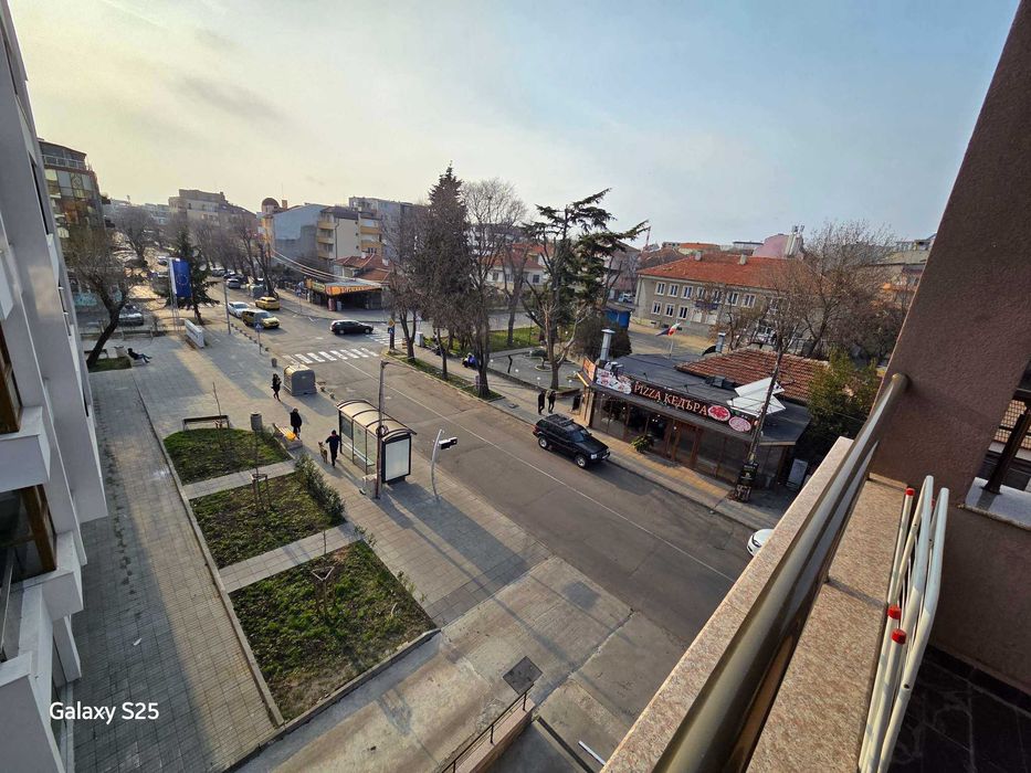 Дава се под наем Двустаен апартамент в Бургас, Сарафово - 68 кв.м за 510 € - Снимка #4