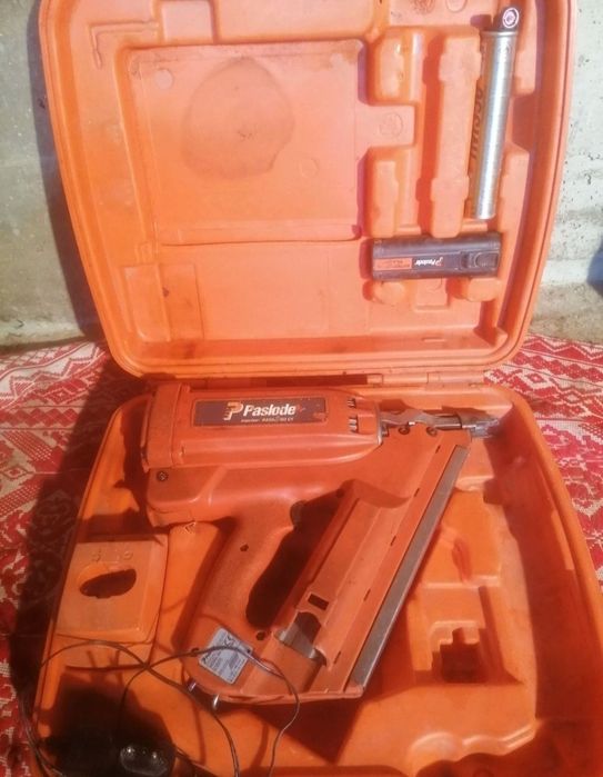 Paslode IM 350 pentru cuie