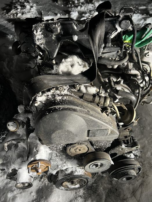 Продам двигатель 1jz-fse почти в сборе был масложор