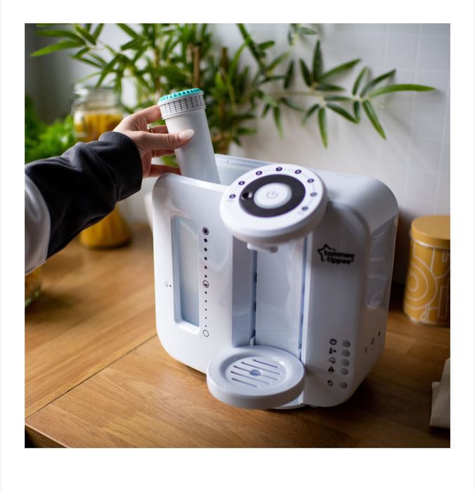Aparat pentru pregatirea formulei de lapte praf Tommee Tippee,Alb.