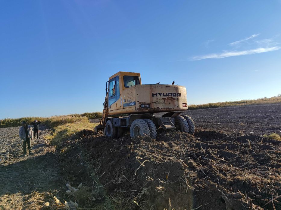 Ekskovator Hyundai 1400