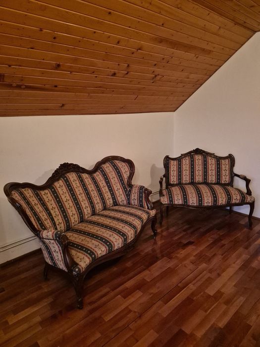 Vand 2 canapele + 2 fotolii