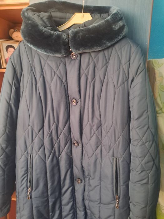 Продам зимнее женское пальто