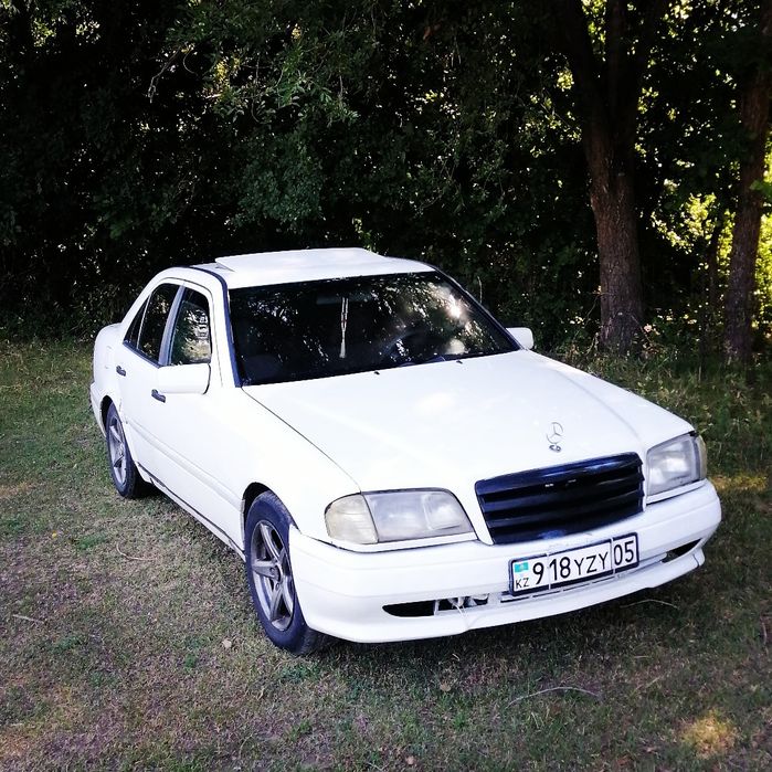 Продам мерса w202 c180