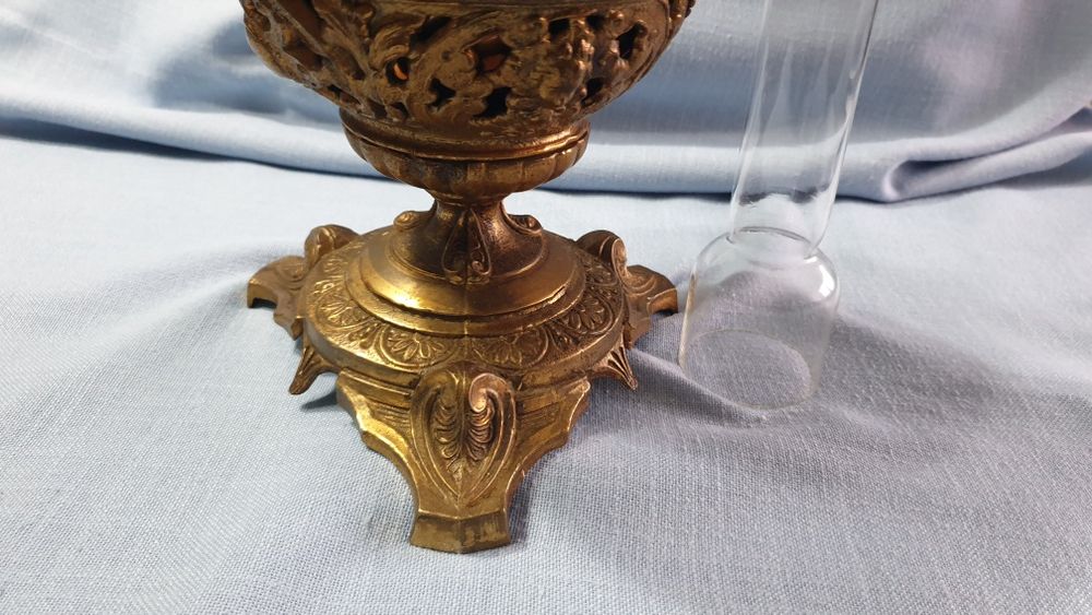 Австрийска газена лампа и  Газена лампа за полилей.