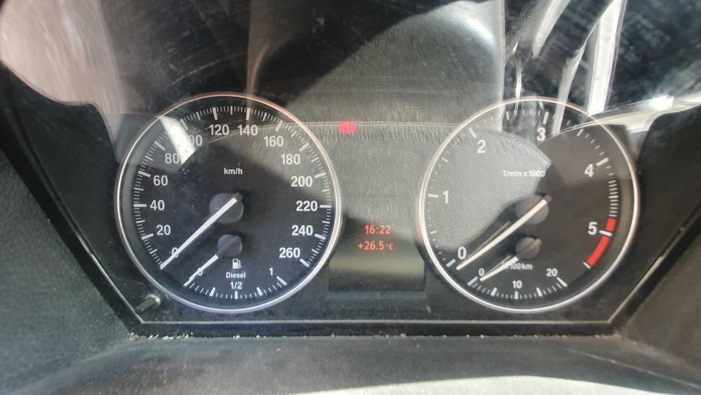 BMW E90 318D Defect