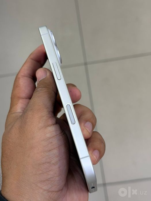Iphone 16 Silver