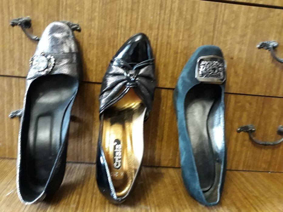 Продам кожаные туфли