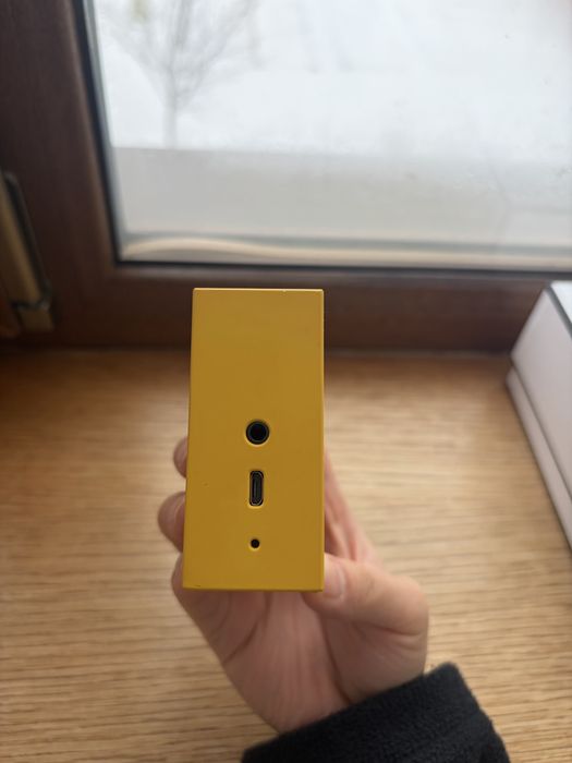 Продам колонку JBL .