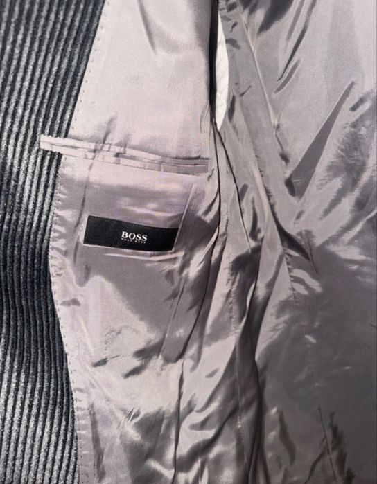 Sacou reiat gri Hugo Boss - mărime 54