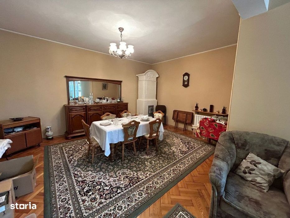 Vila P+1, zona Centru, constructie 1999.