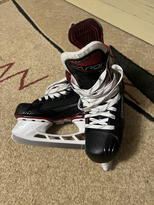 Коньки bauer в отличном состоянии