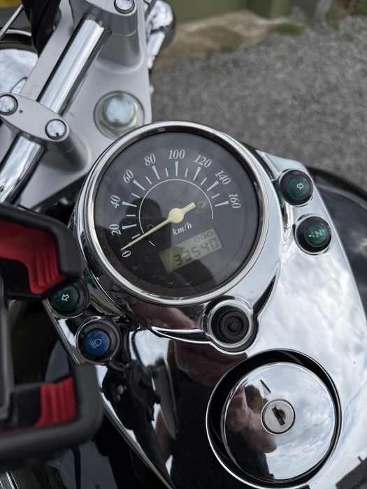 De vanzare Suzuki Intruder LC250 Clasic