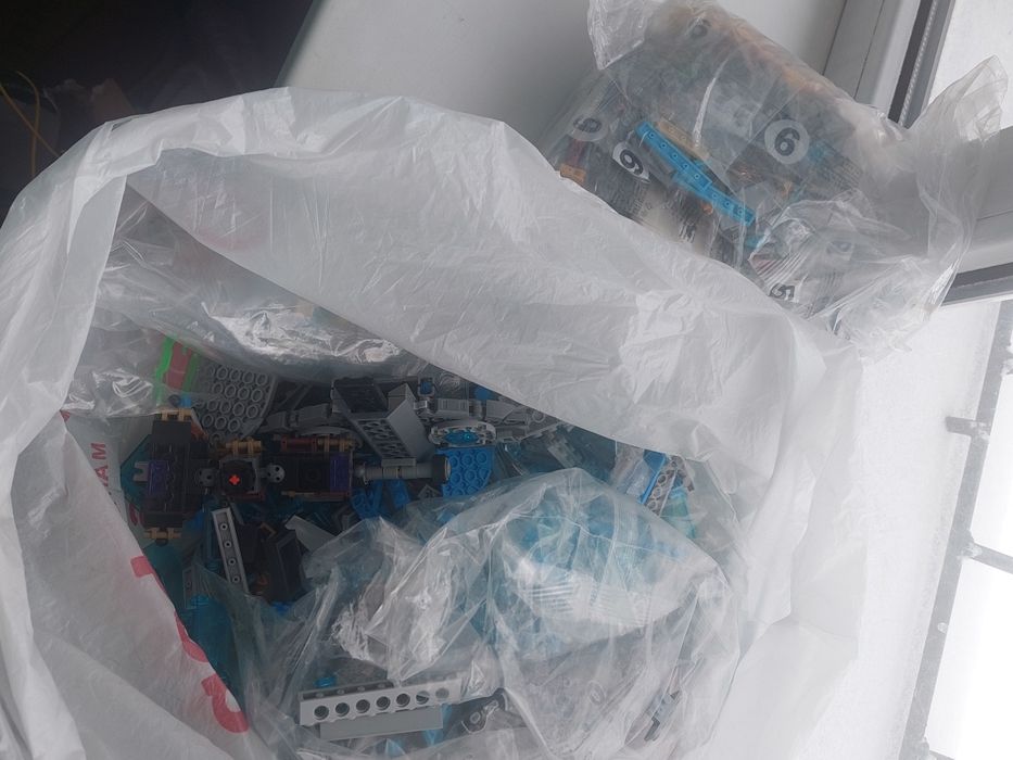 Продаю конструктор. Аналог Лего