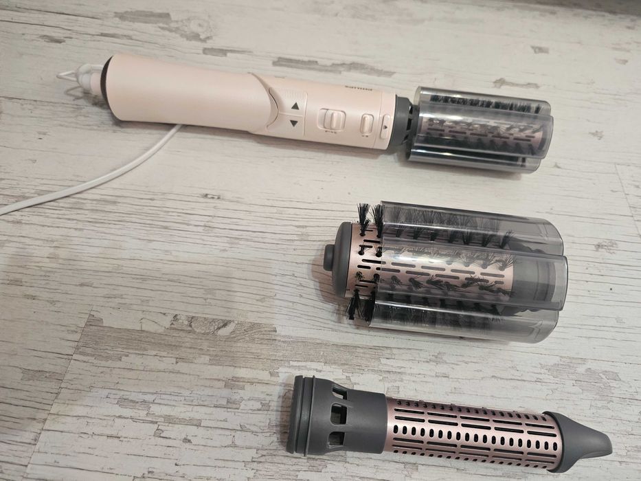 Маша сешоар Philips