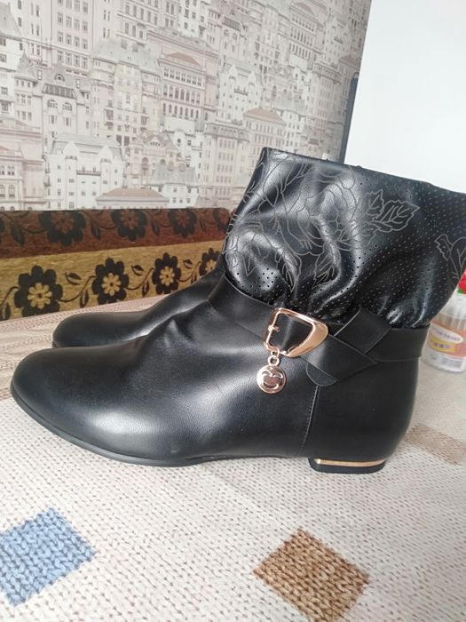 Полусапожки осенние 41 размер