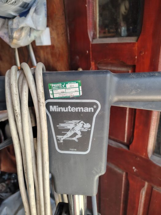 Utilaj profesional Minuteman ME45-190/380 2-Speed – 1200/1500W