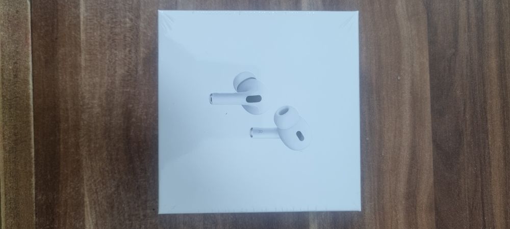 Наушники Apple AirPods Pro 2nd generation белый