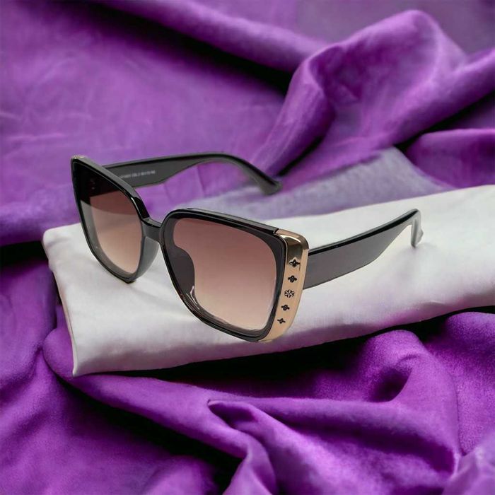 Дамски слънчеви очила - различни видове