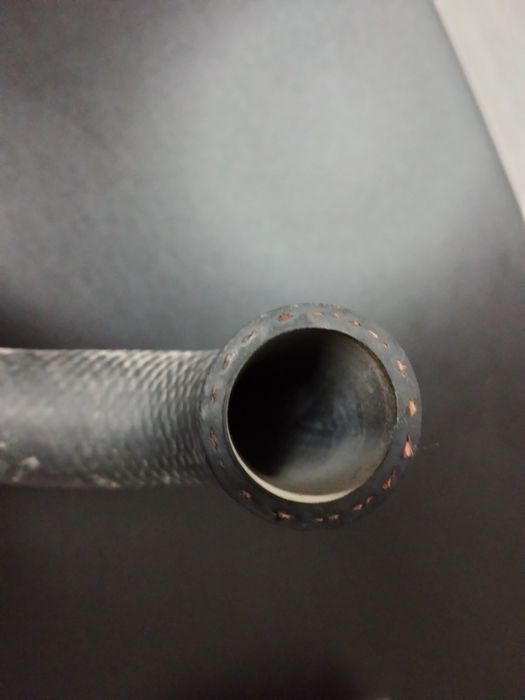 Патрубок системы охлаждения