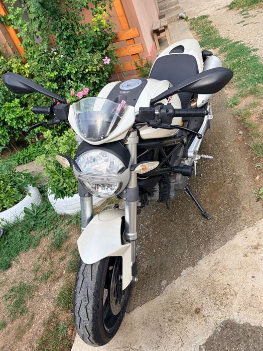 Ducati Monster 2008 696