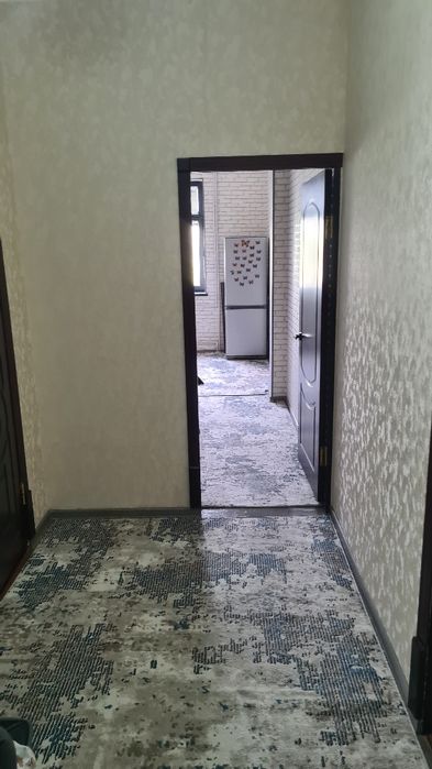 Uy sotiladi.Navoiy Shahar pasport stol oldidagi. 2 xonali