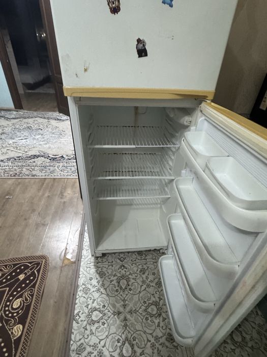 Холодильник буу рабочий