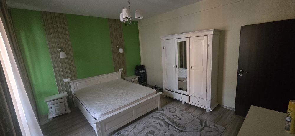 Inchiriez apartament 3 camere cu Parcare Apusului S6