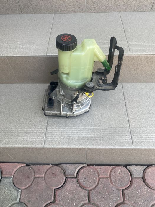 Pompa servo TRW renault master opel movano 491103543R