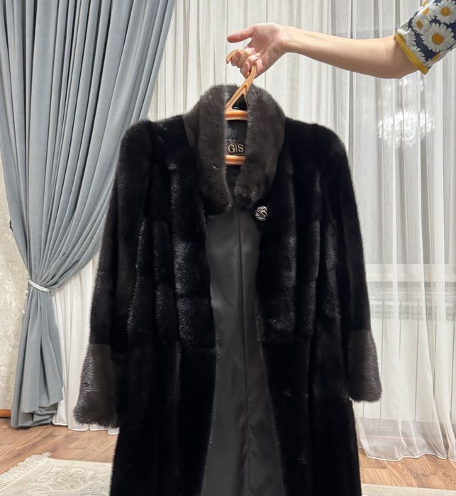 Норковая шуба (новая)