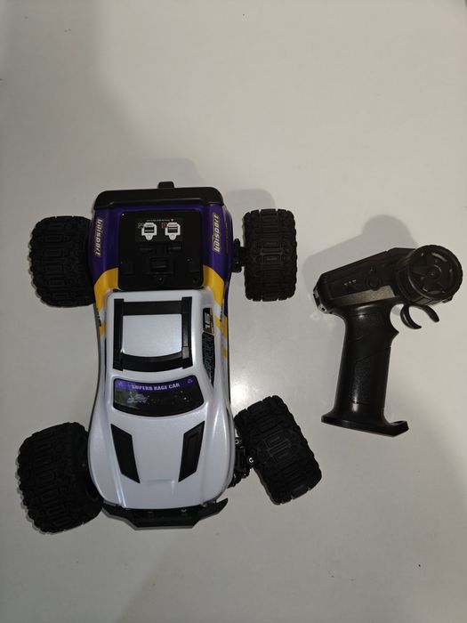 Automodel masinuta cu telecomanda Udirc Rageshark  nou, sigilat