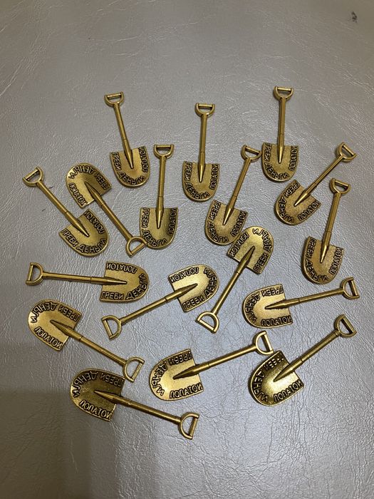 сувенир в кошелек лопатка