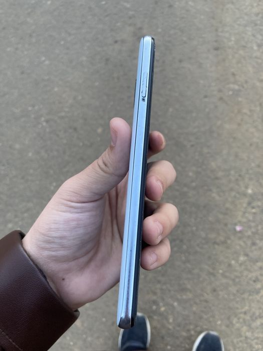 Продаю Redmi note 9S