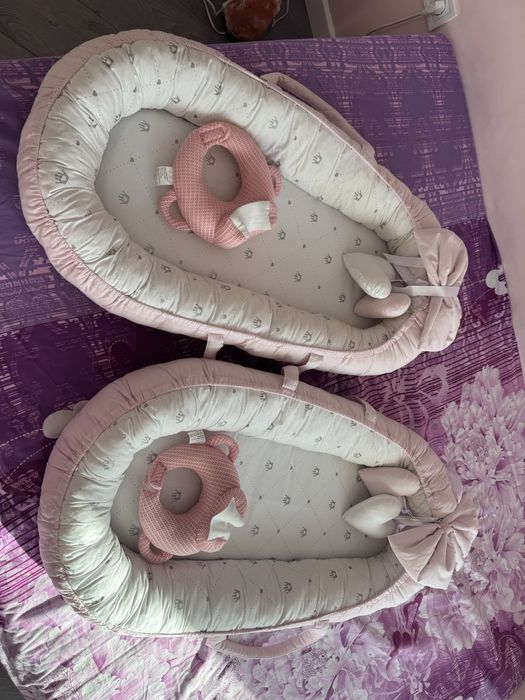 Гнездо за бебе- розови+ подарък държач за беберон