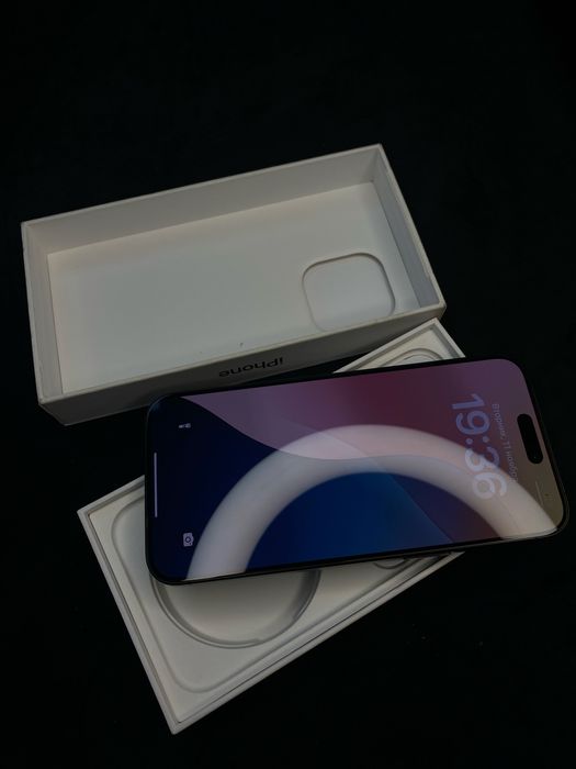 IPhone 15 Pro Max Aktiv Lombard