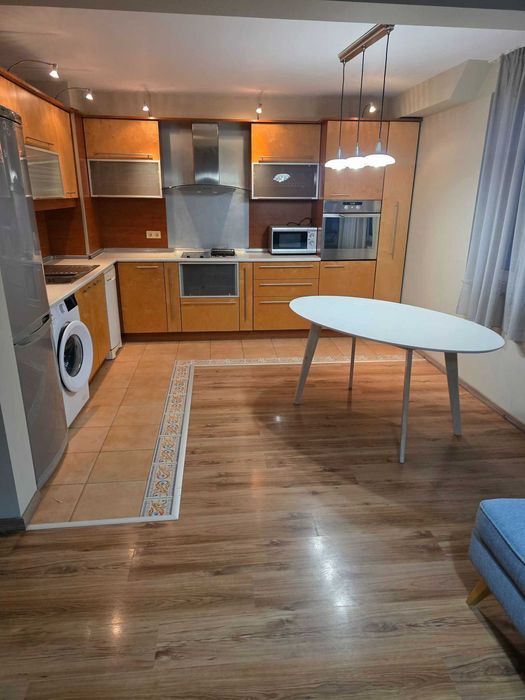 Продава се Тристаен апартамент в Варна, Окръжна болница - 80 кв.м за 1626 €/кв.м - Снимка #3
