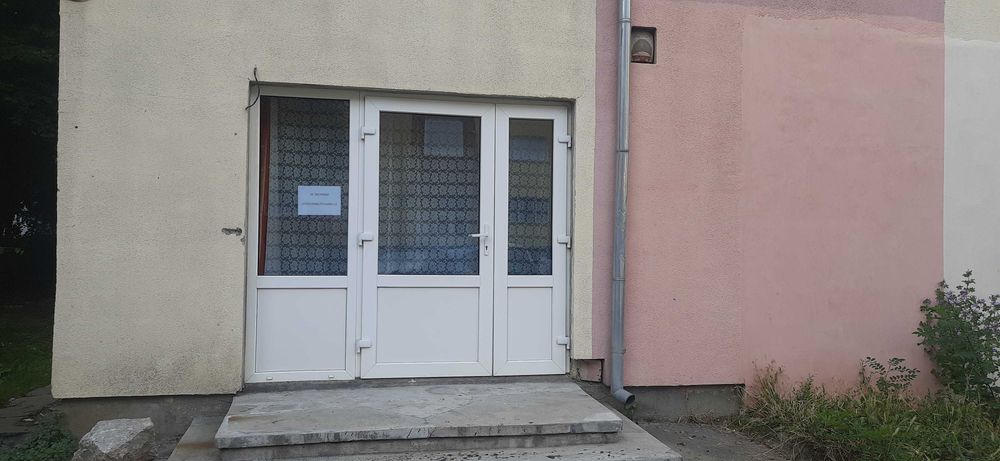 De inchiriat apartament cu doua camere, spatiu pentru birou