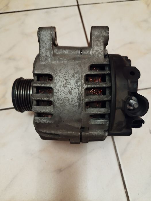 Alternator Peugeot 508-2.0hdi 2012