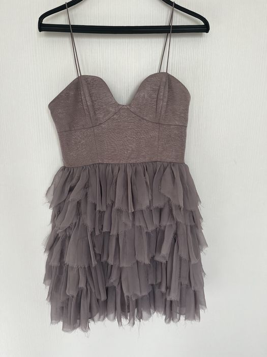 Коктейлна рокля