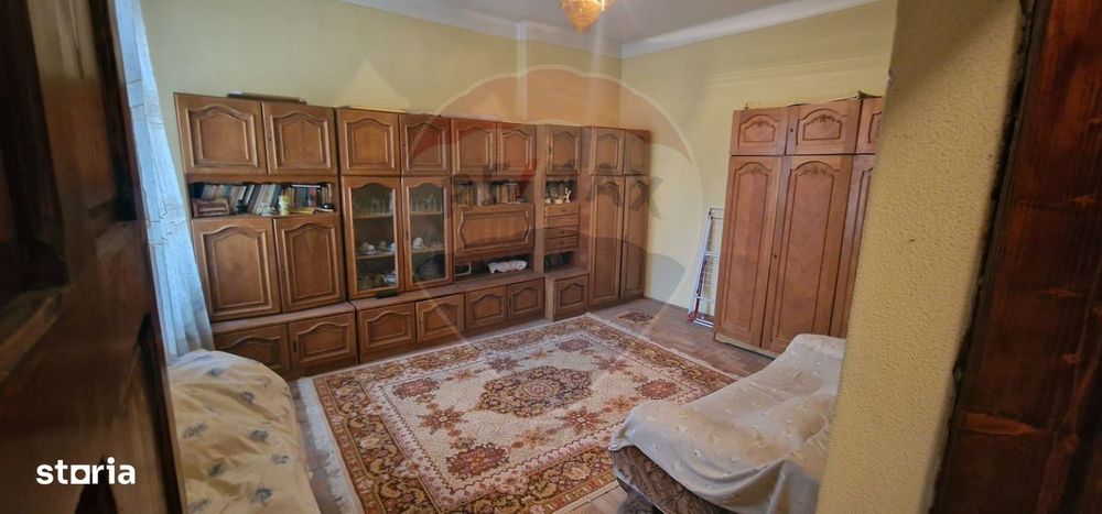 Apartament cu 2 camere+2camere la mansarda, zona Orizont, strada Letea