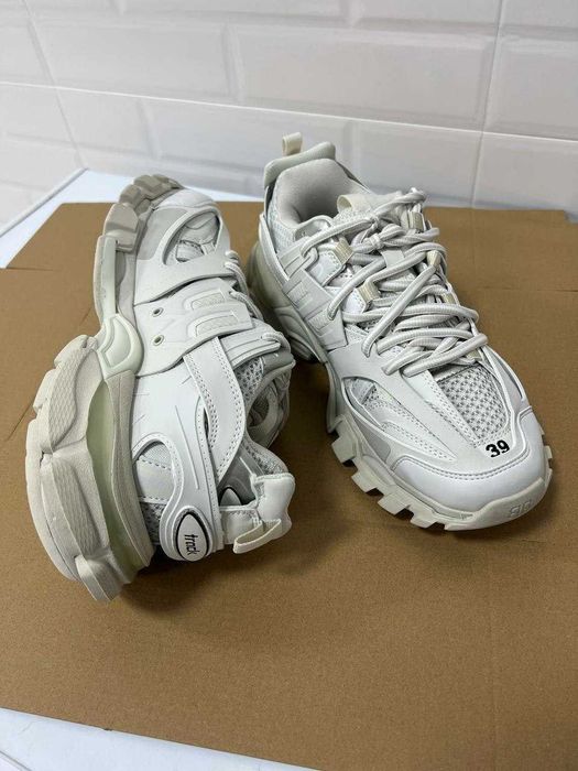 Кроссовки: Balenciaga Track