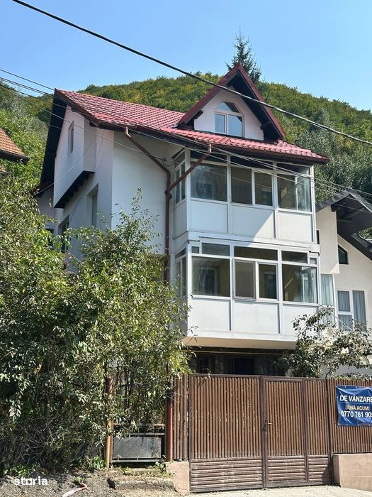 Vilă Cu 5.344 Mp Teren Pe Dn73, Rucăr – Locuire, Retreat Sau Inves