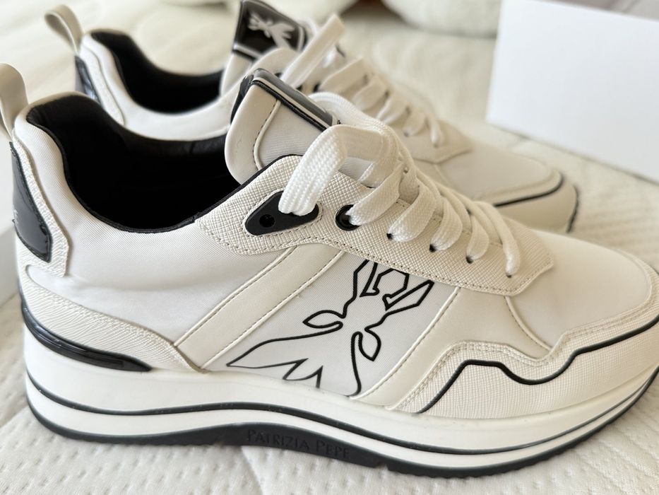 Сникърси  Patrizia Pepe