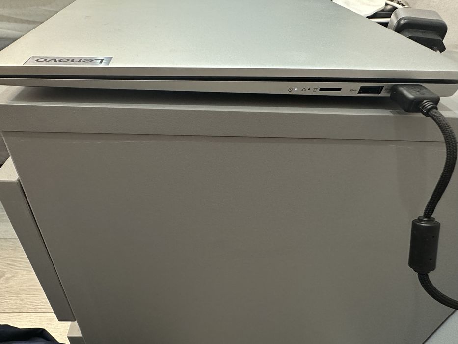 Ноутбук Lenovo IdeaPad Slim 5 16"