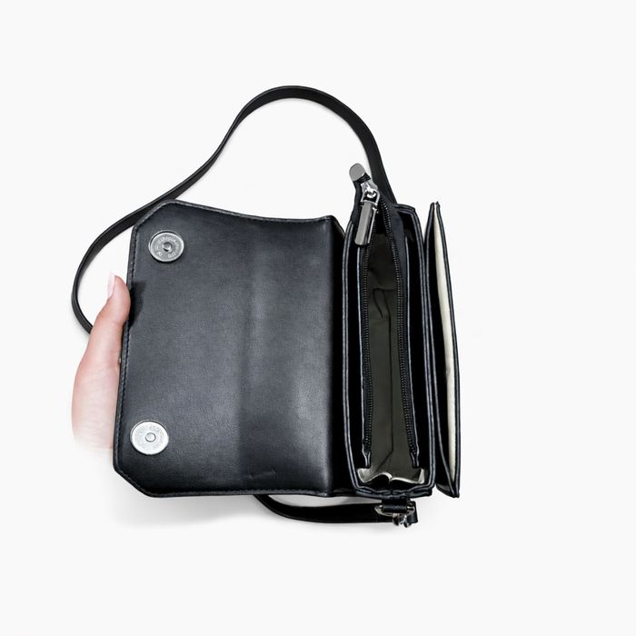 Дамска чанта с два вида дръжки