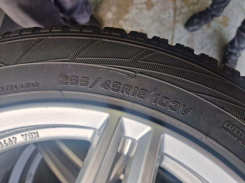 Гуми с Джанти за Mercedes S class W221 255/45 R18 Falken 2021
