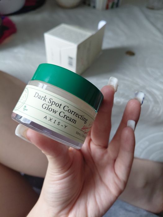 крем от бренда AXIS-Y