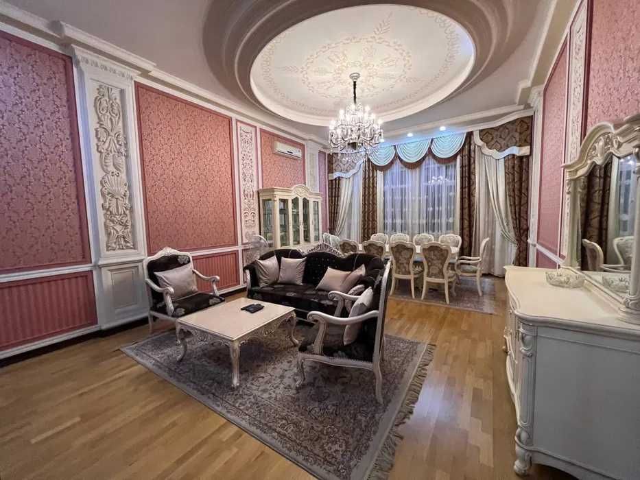 ЦУМ Космонавты СДАМ 3 комнат 120кв Банковский дом Айбек госпитальный