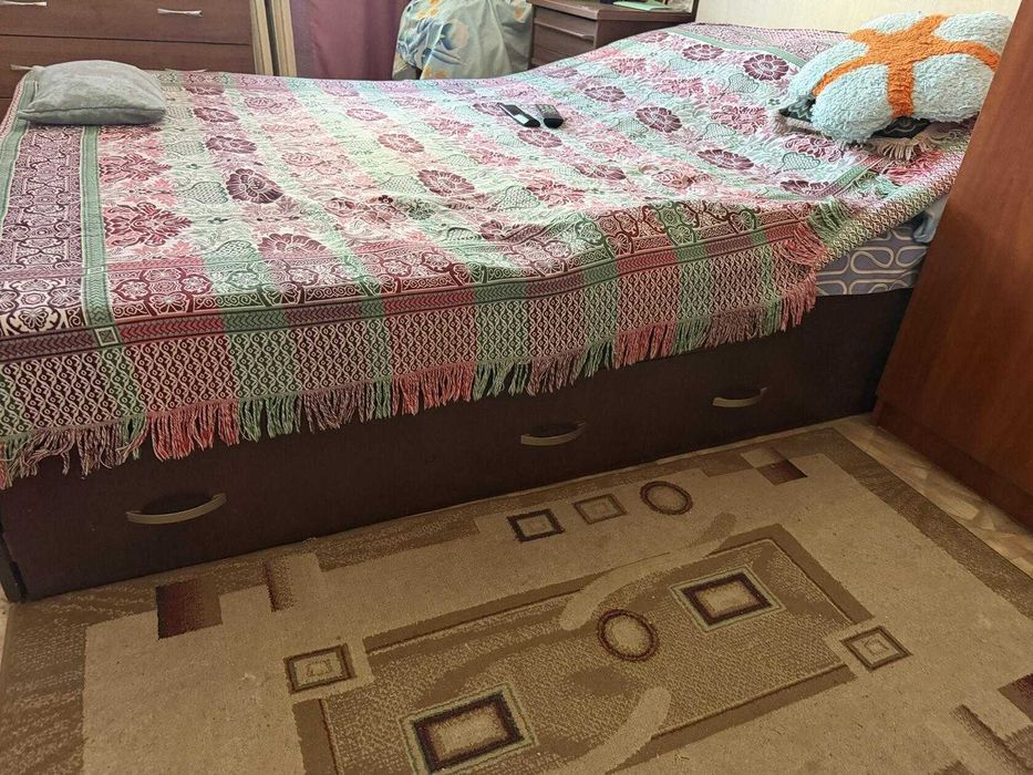 Продам кровать 140*200